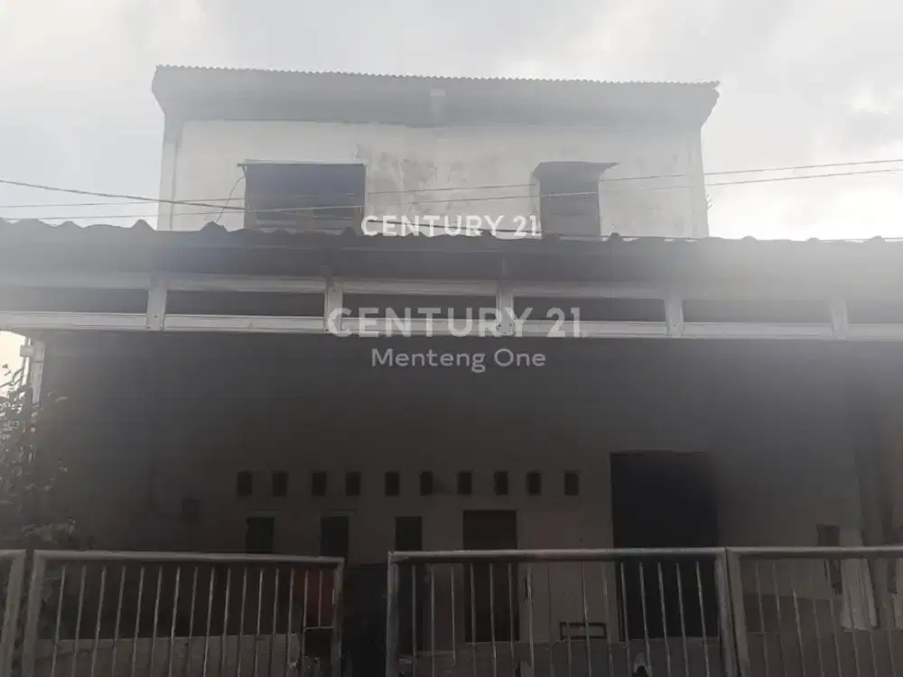 Rumah Dekat Akses Ke Tol Di Jatiwaringin