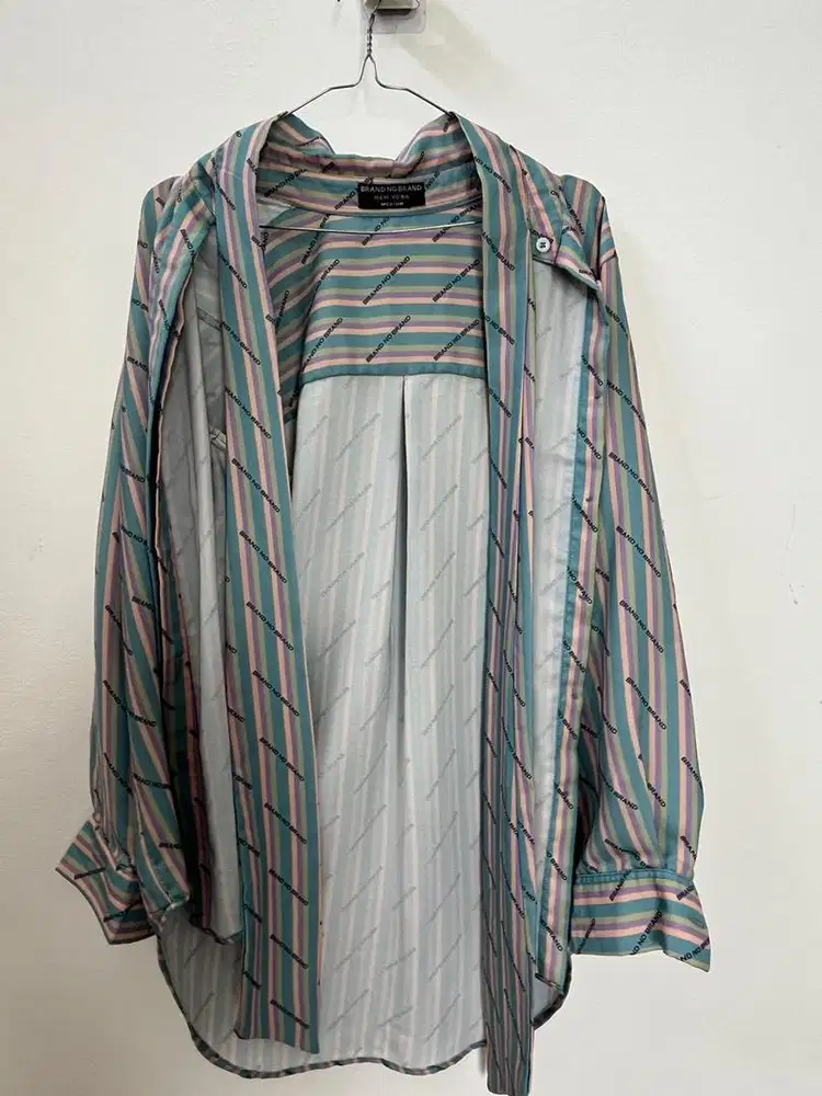 Kemeja Brand no Brand