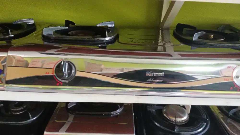 Kompor 2 tungku rinnai 522A