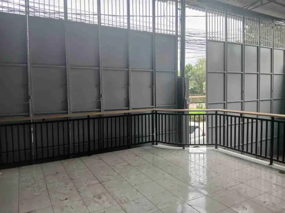 disewakan gudang 2 lantai  kapuk 500m2