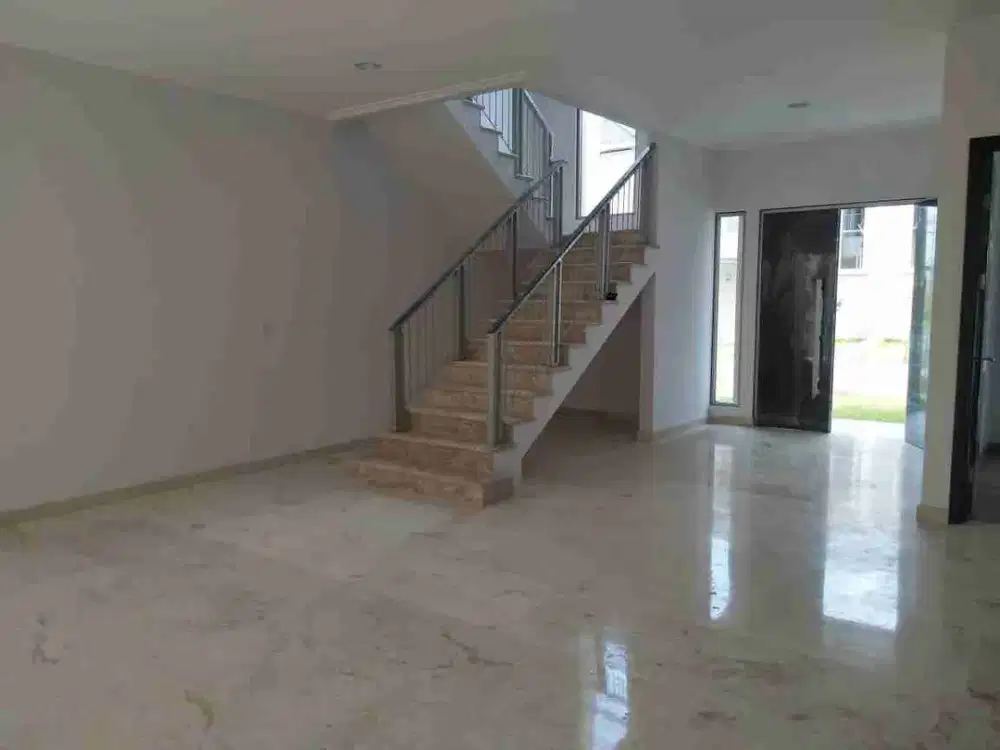 disewakan rumah PIK gold island 8x20