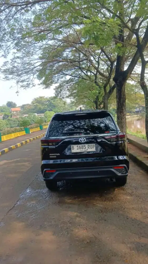 Di jual zenix  2023 bensin pajak hidup