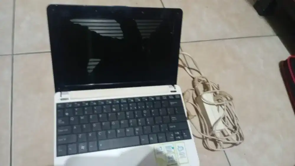 Di jual notebok merk accer no minus siap pake