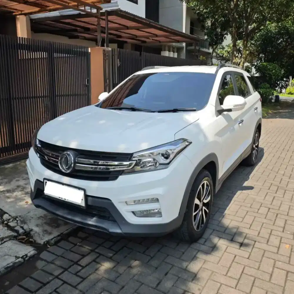 2024 DFSK Glory 560 1.5t CVT 7 Seater LOW KM