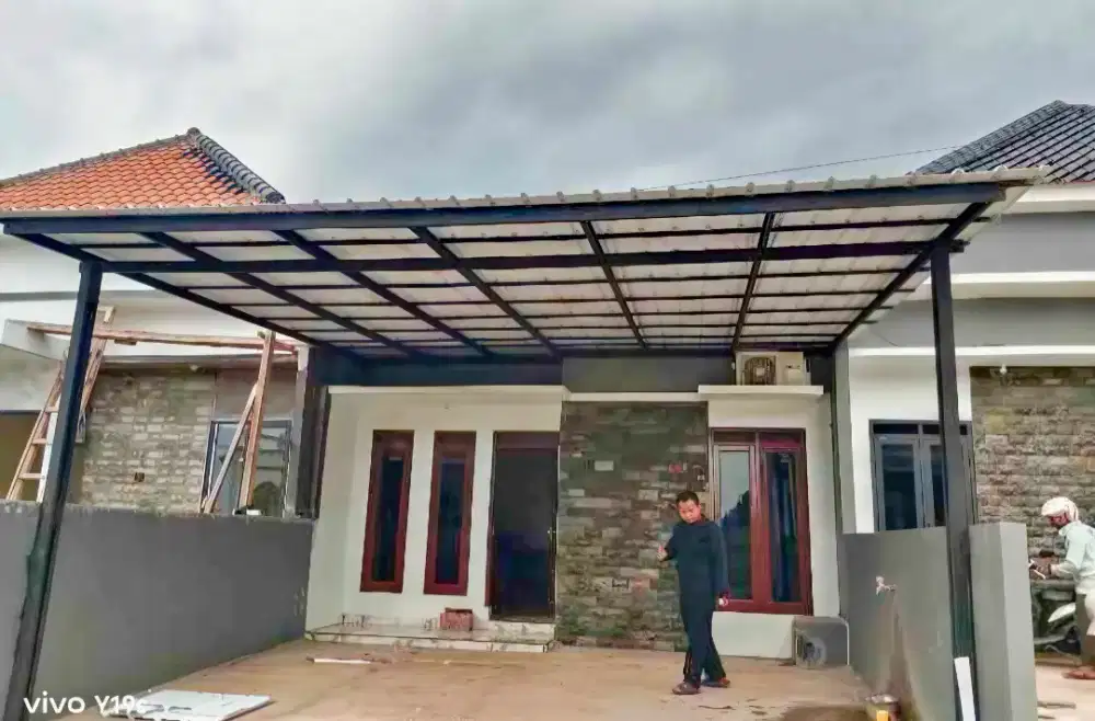 Pasang kanopi baja ringan