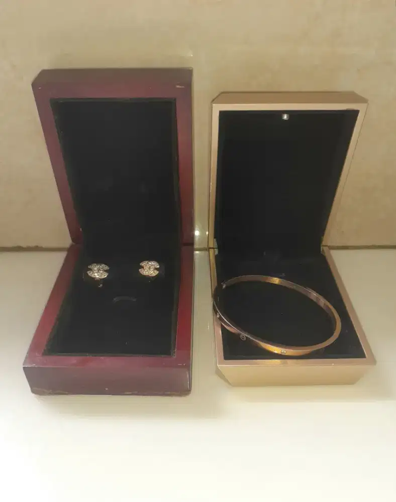 Take All Gelang dan Anting Wanita