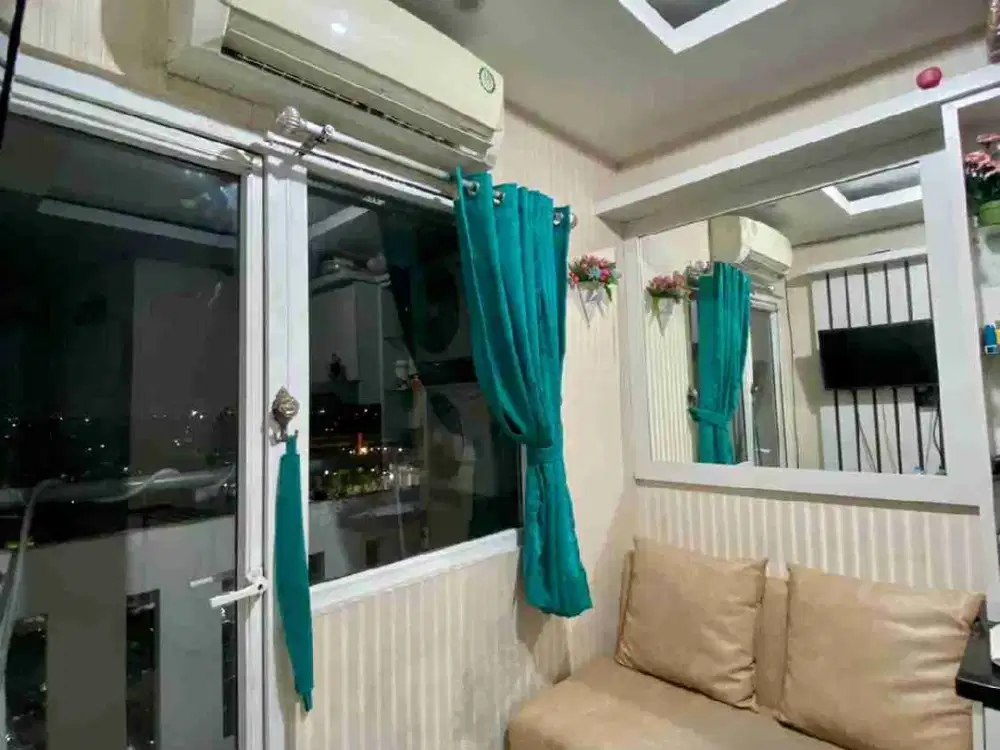 DIJUAL APARTMENT GREEN PRAMUKA 2 BR FULL FURNISHED SIAP HUNI