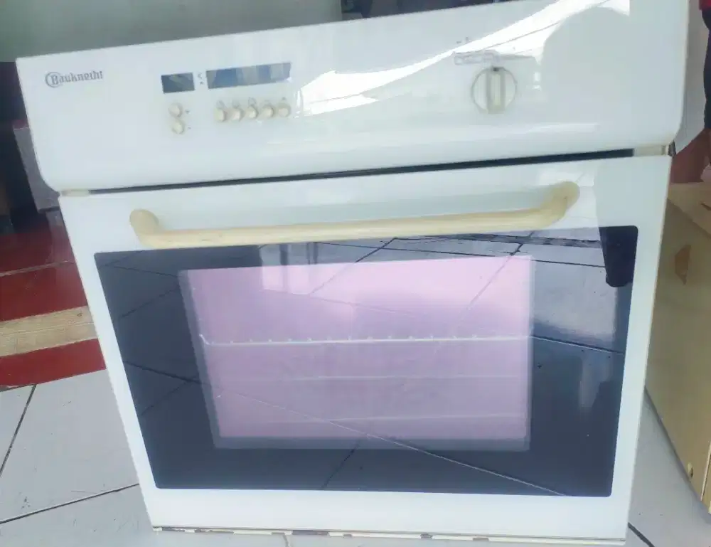 Jual oven listrik built - in ( tanam ) merk Bauknecht type BMZ 3000HS