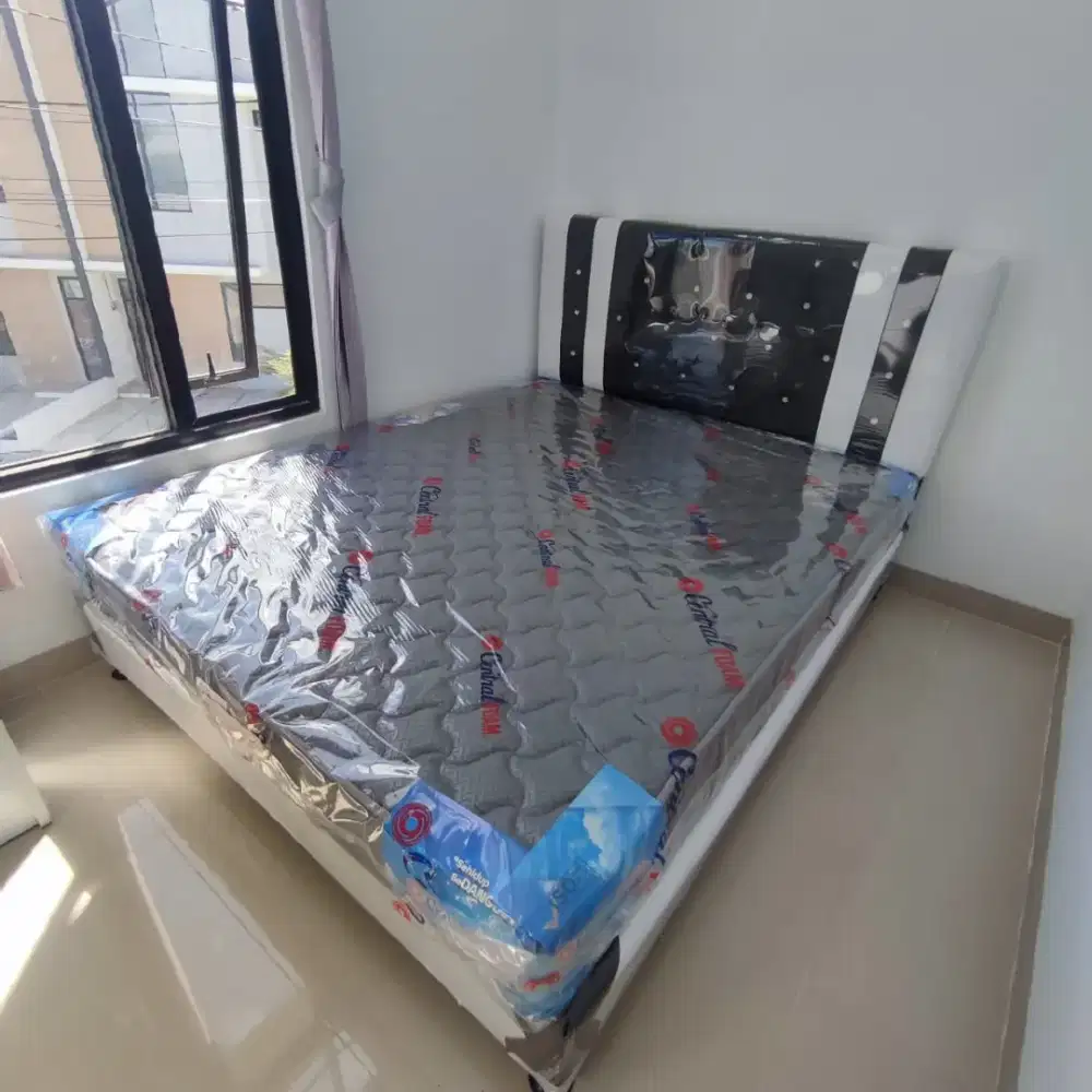 PAKET DIPAN + KASUR BUSA CENTRAL FOAM TEBEL 20 CM uk 160 x 200 cm