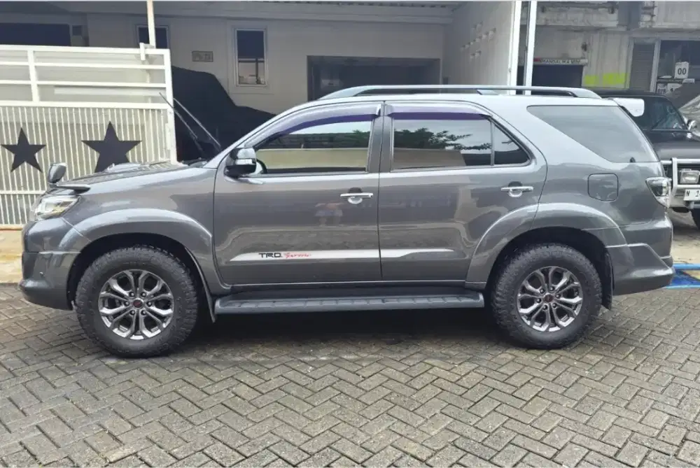 Fortuner vnt trd 2015