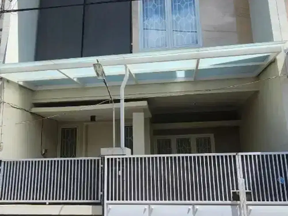 Rumah Minimalis Mulyosari Strategis dekat MERR dan Galaxy Mall