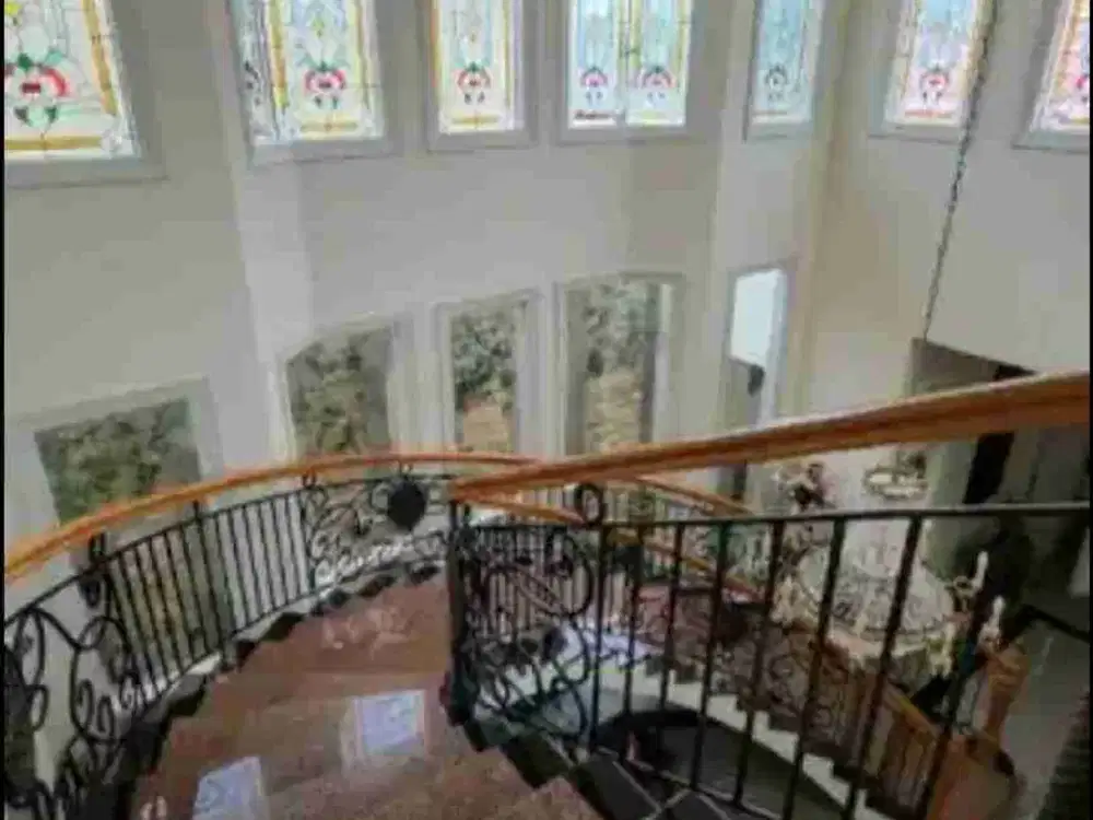 Rumah Araya Jl Utama Golf Full Furnish