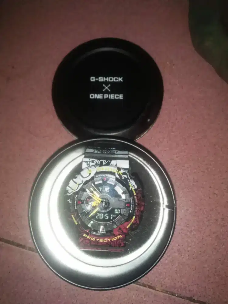 Jam G-Shock X One Piece