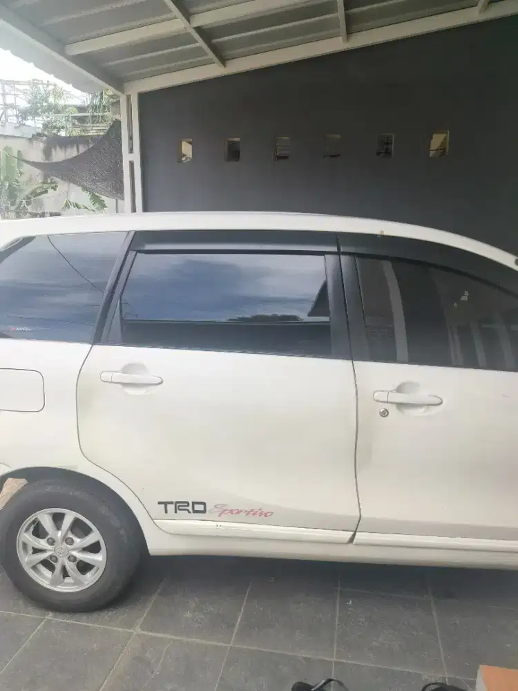 Rental Mobil Avanza 2014 Putih + Driver 500rb/Hari
