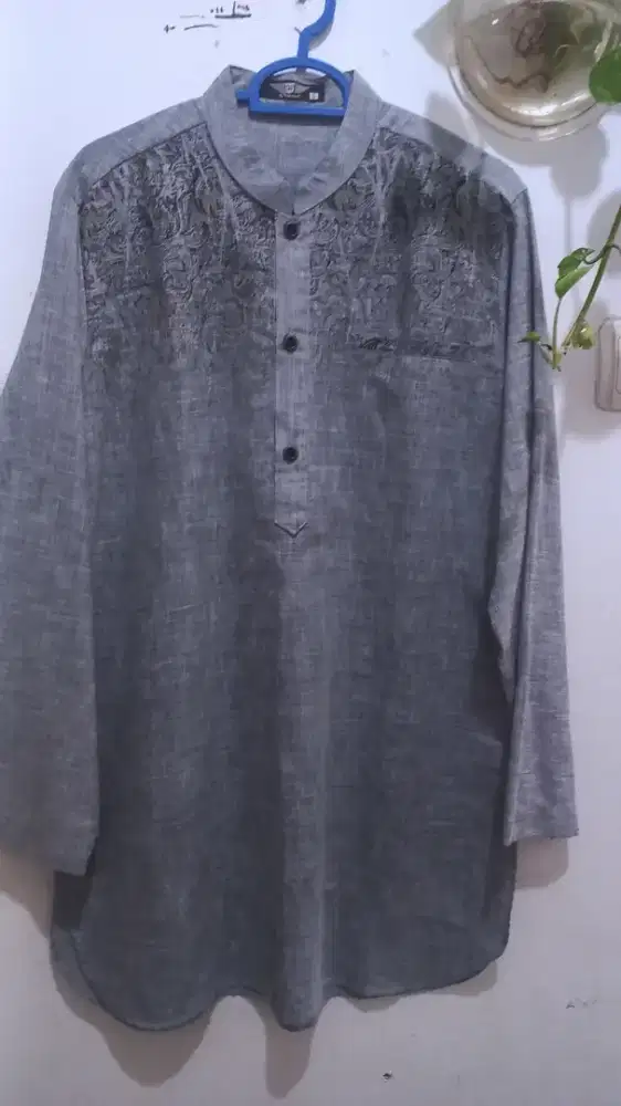 Cuci gudang Pakaian Pria