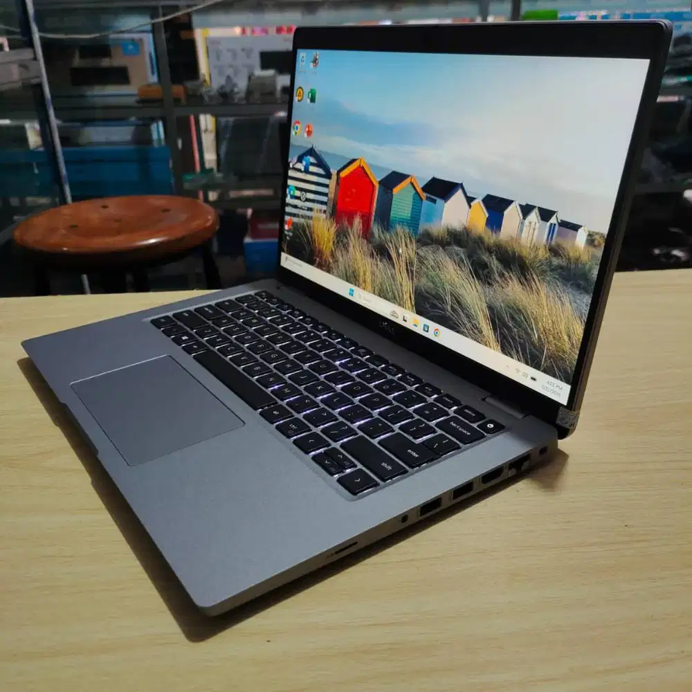 Laptop Dell Latitude 5420 Intel Core i5 Gen 11th Terbaru Mulus