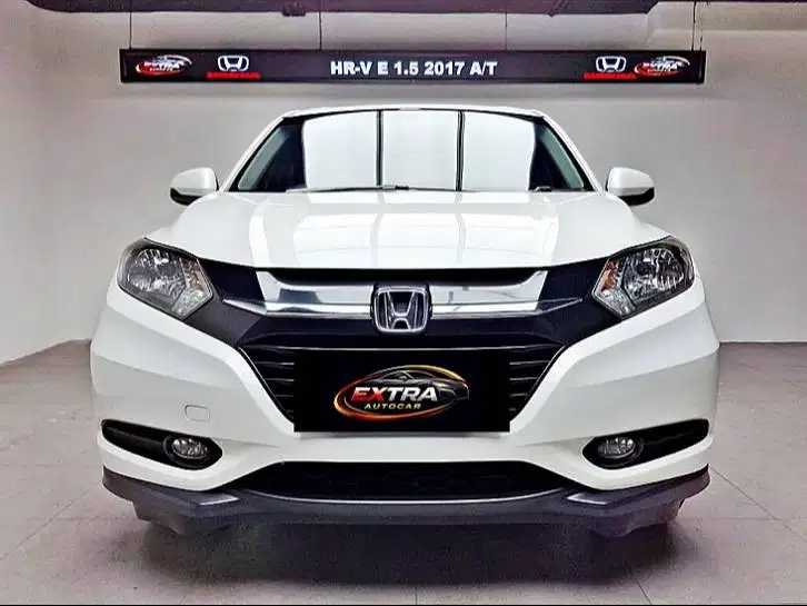 Honda HRV E AT 2017 at Istimewa Low KM