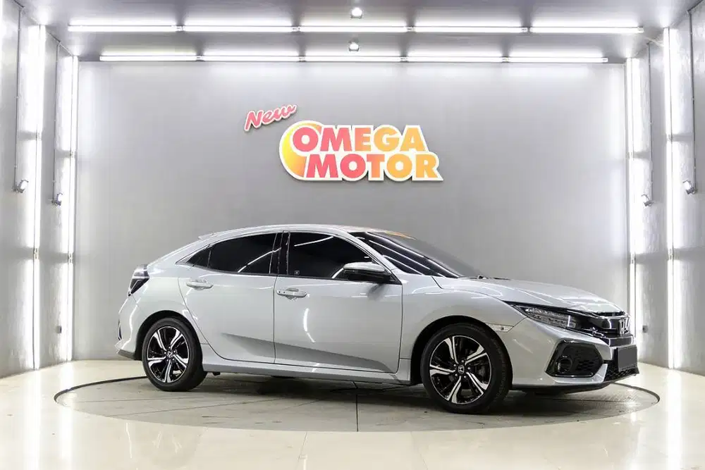 ANTIK HONDA CIVIC HATCHBACK 1.5 AT 2017