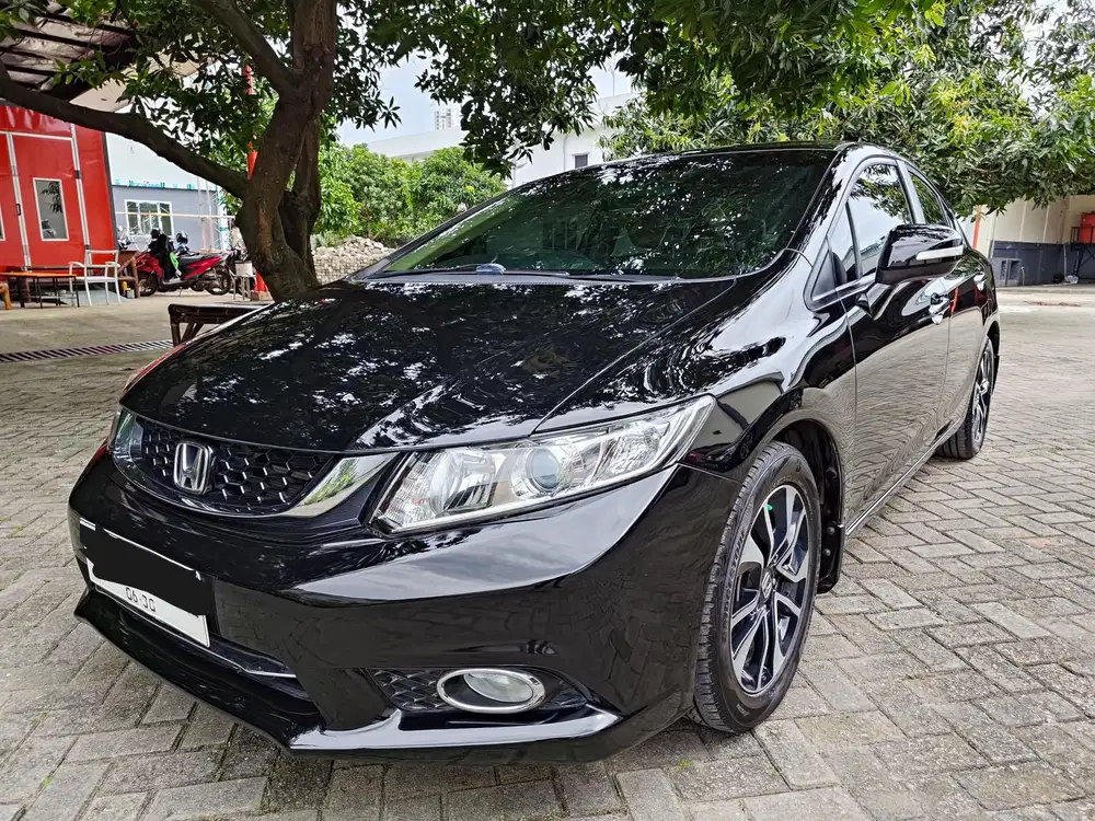 Civic 1.8 A/T 2015