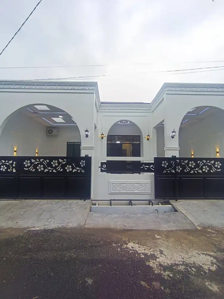 TURUN HARGA, RUMAH LUAS BOULEVARD CLUSTER SEMI FURNISHED ( AC, TV,DLL)