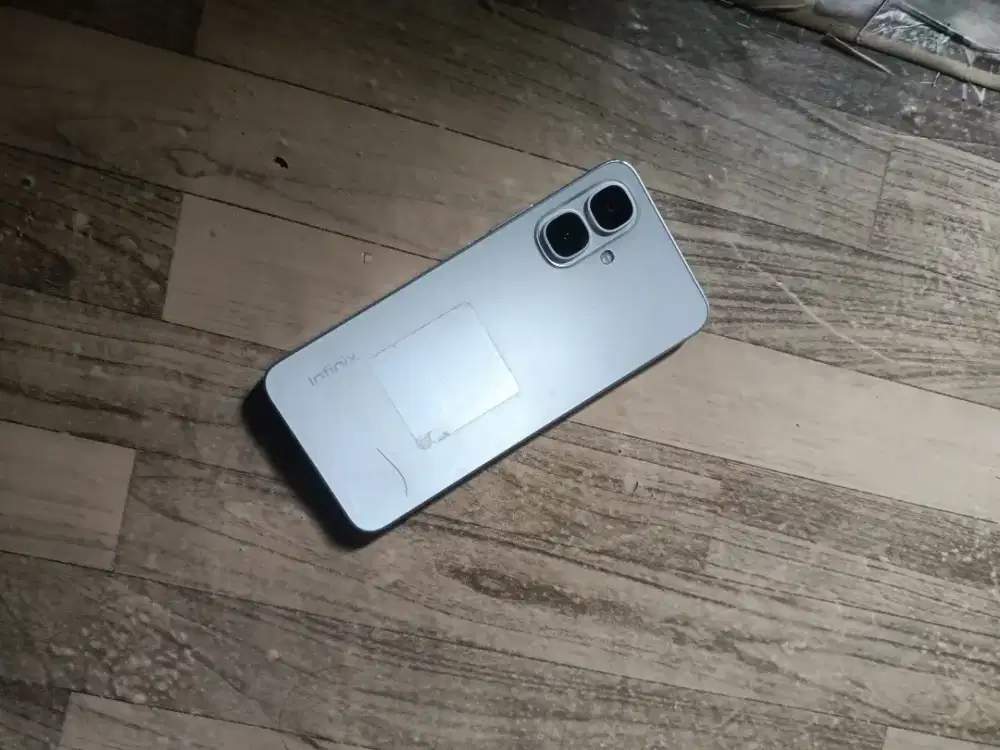 Infinix smart 10 4/64