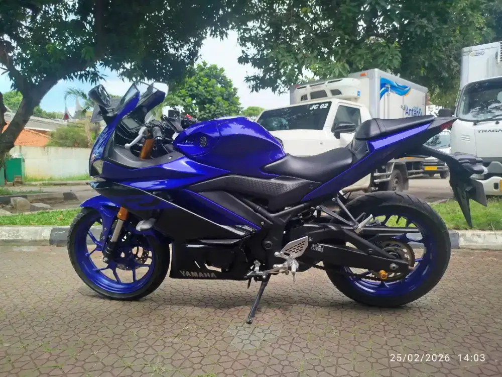 Yamaha R25 Full Original dari baru, Jarang Pakai Kilometer Rendah