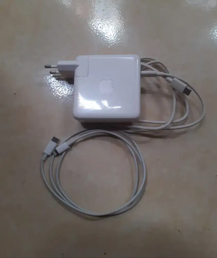 Magsafe Charger 87W C to C dan C to Lightning