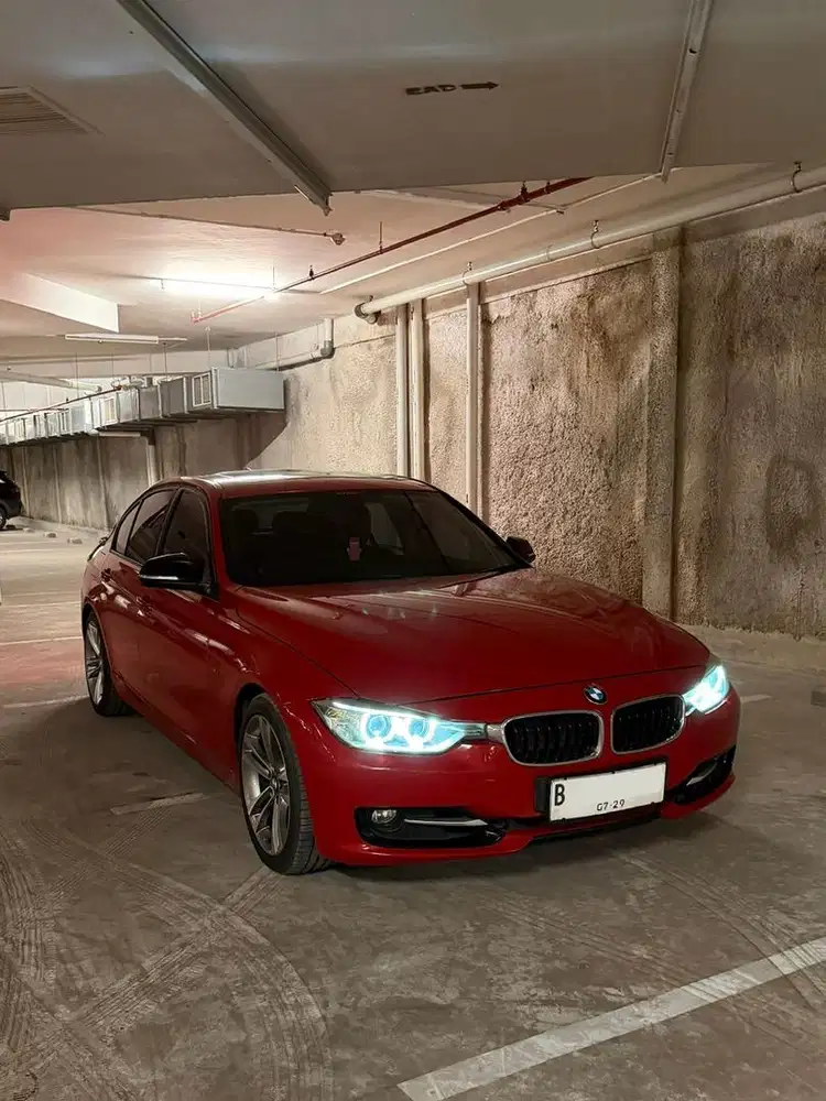 BMW 328i F30 2013 Sport line