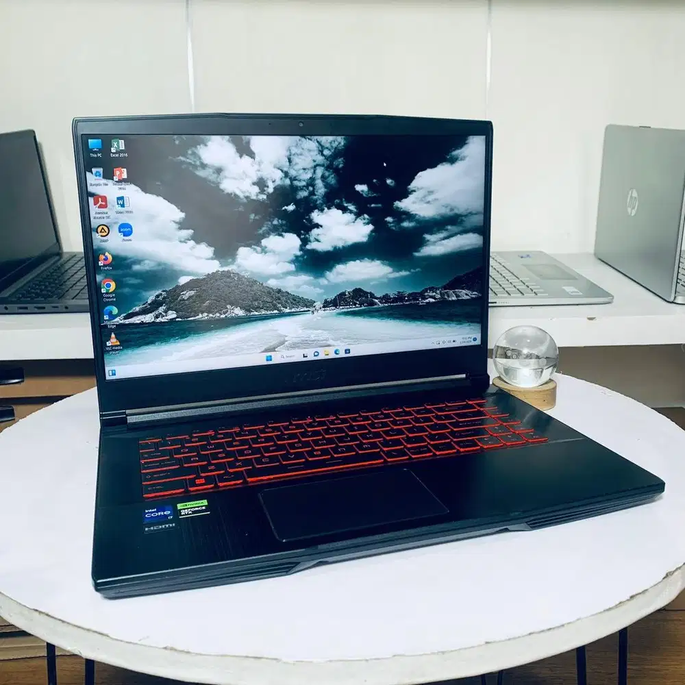 Laptop MSI Thin | Core i7-11800H | RTX 2050 | 8GB | 512SSD