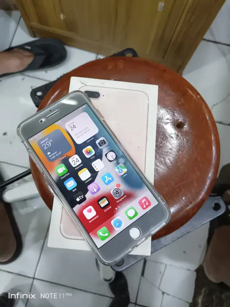 iPhone 7 plus ex Malaysia hp dus box