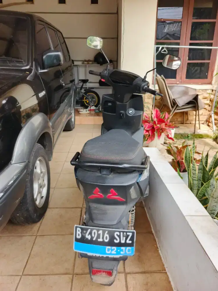 United motor listrik MX1200