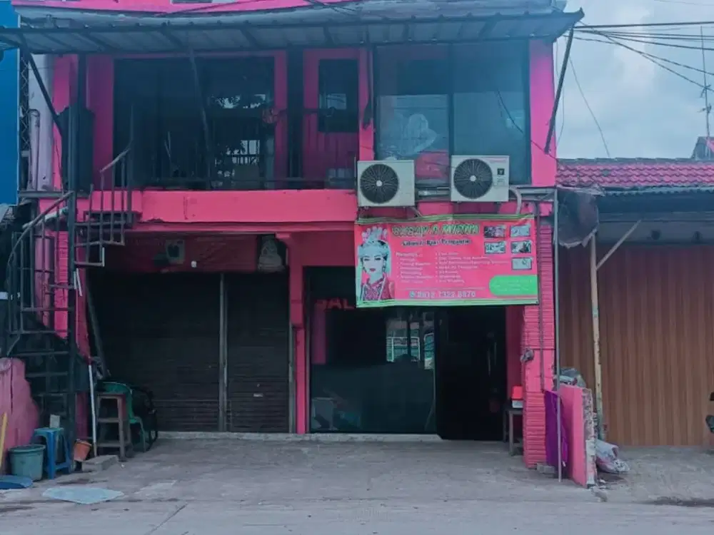 Rumah 6 Kamar Tidur Hadap Timur 5 Menit ke Plaza Metropolitan J-40598