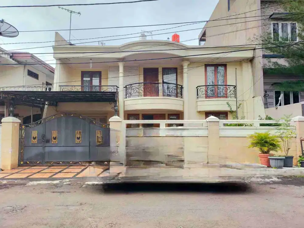 Rumah Janur Kuning Kelapa Gading Jakarta Utara