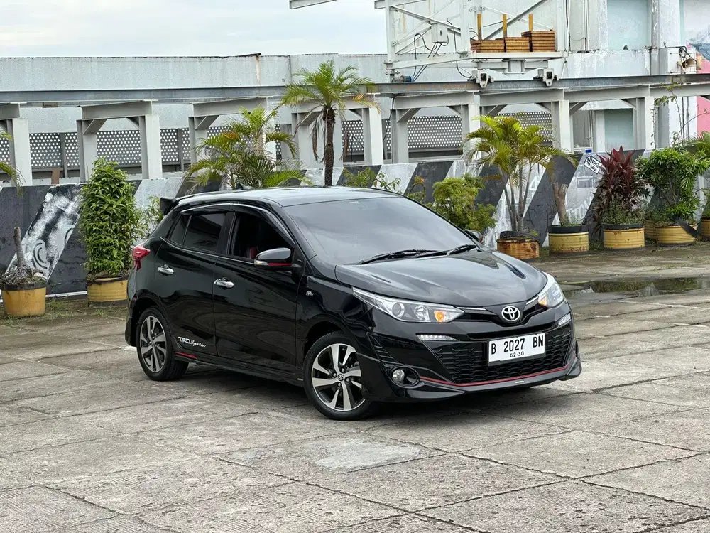 PALING MURAH !! KM31rb YARIS S TRD AT MATIC 2019
