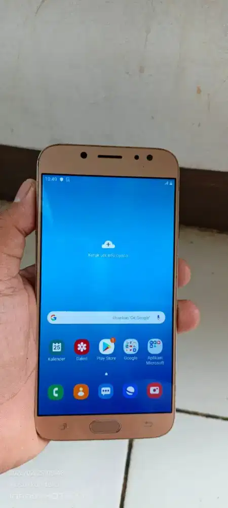 Samsung j7 pro  3/32 mnus gantian LCD normal smua