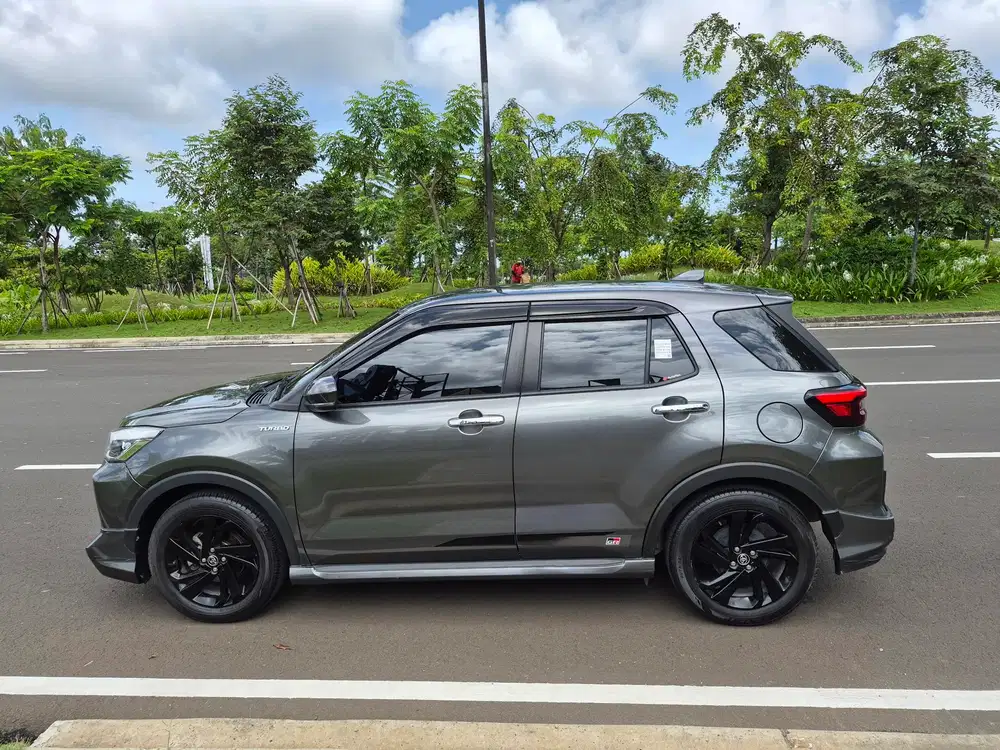 Toyota Raize 2021 1.0 Turbo GR Sport Gray