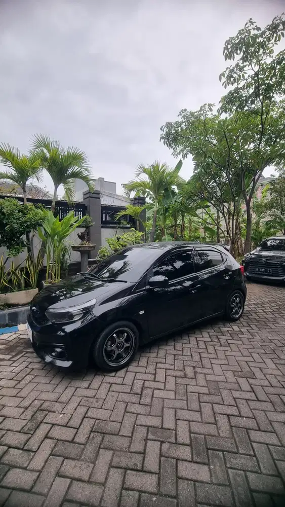 Honda Brio Satya E CVT 2022 Modified