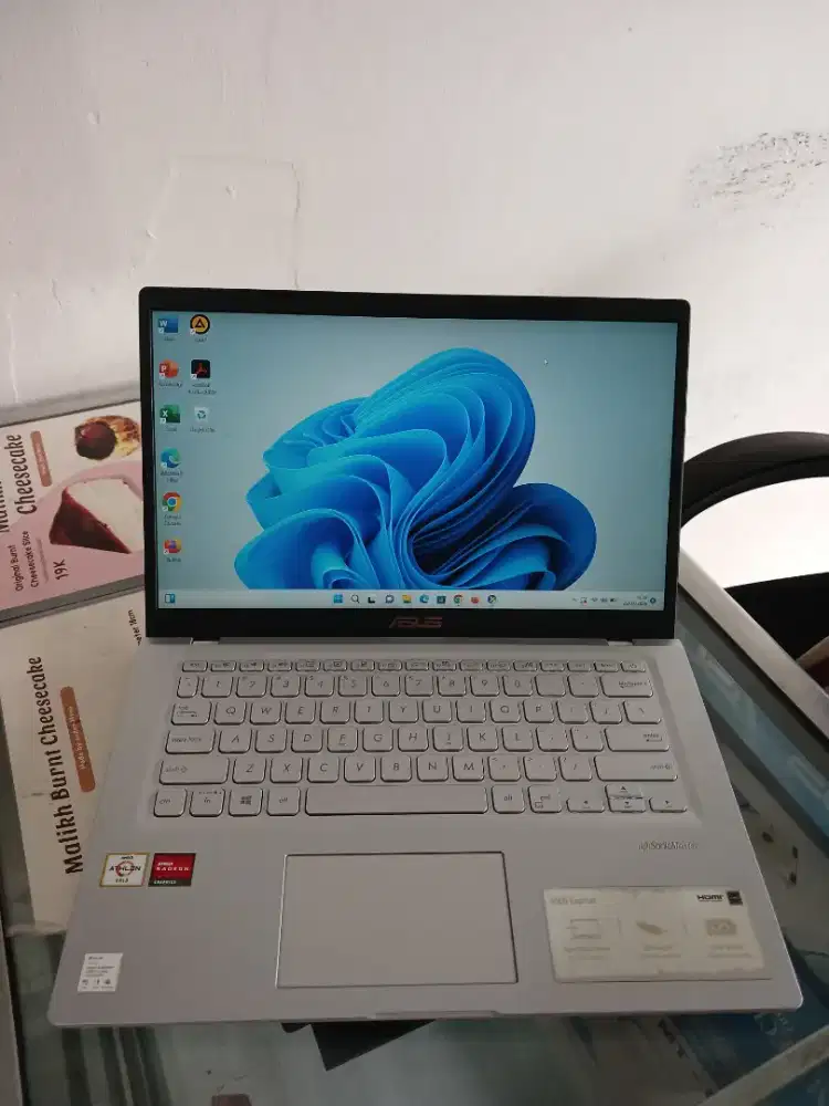 Laptop Asus Vivobook M415D Amd Athlon Gold 3150U Ram 8 Ssd 512