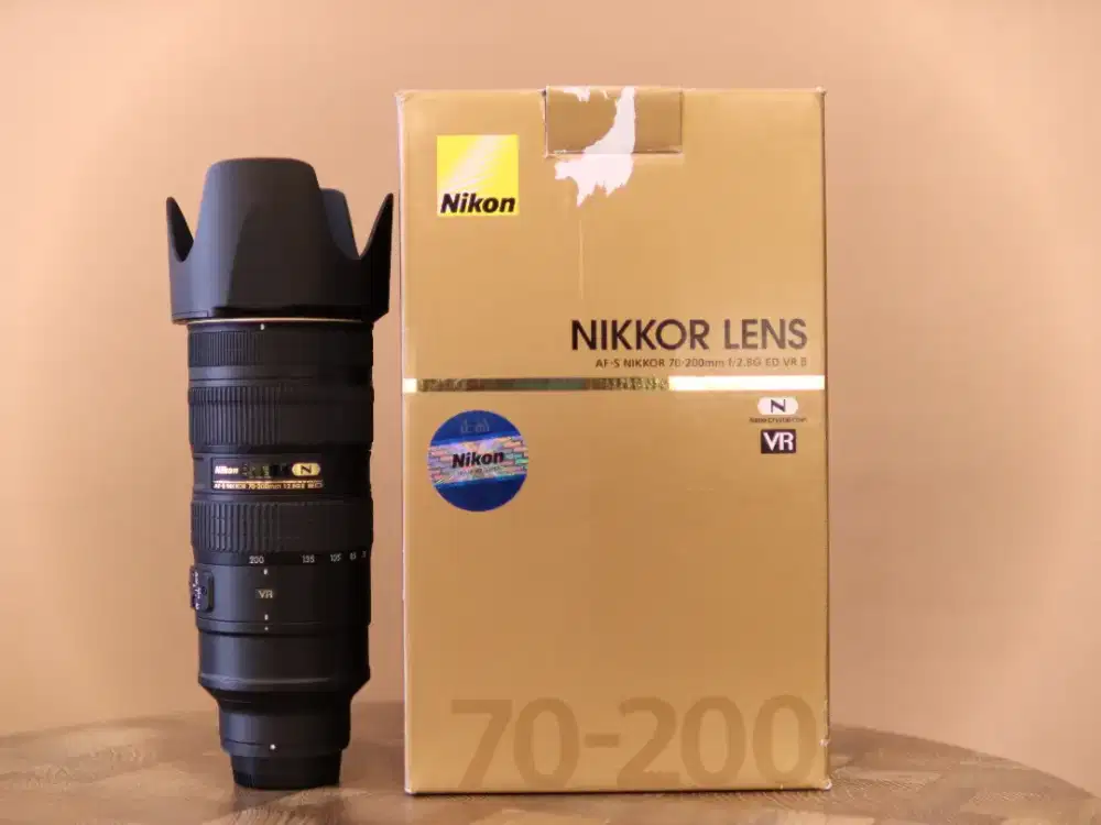 NIKON AFS 70-200mm F2.8G II NANO VR FULLSET GOOD CONDITIONS