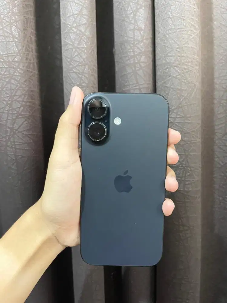 IPHONE 16 256 GB - BLACK