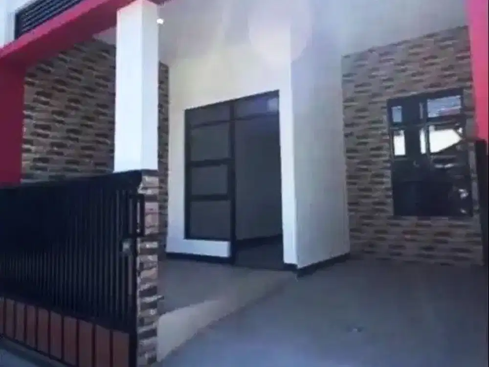 RUMAH BANGUNAN BARU 1,5 LANTAI MINIMALIS MODERN NYAMAN SIAP HUNI DI PANYILEUKAN BANDUNG