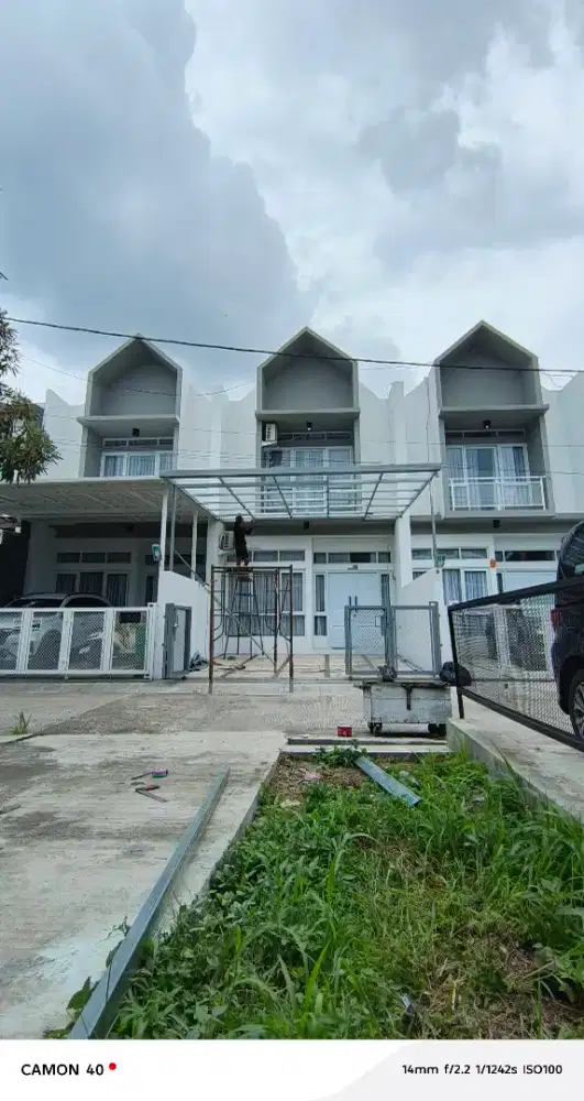 Kanopi alderon minimalis