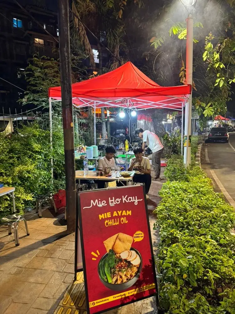 Dicari pegawai untuk kaki lima Tebet Jaksel