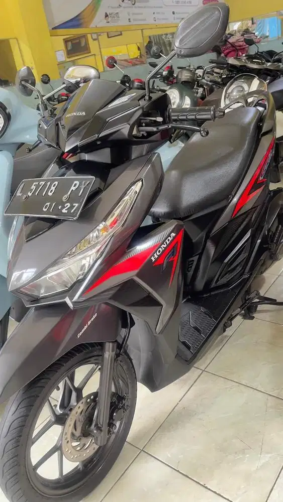 VARIO 125 cbs iss th 2015