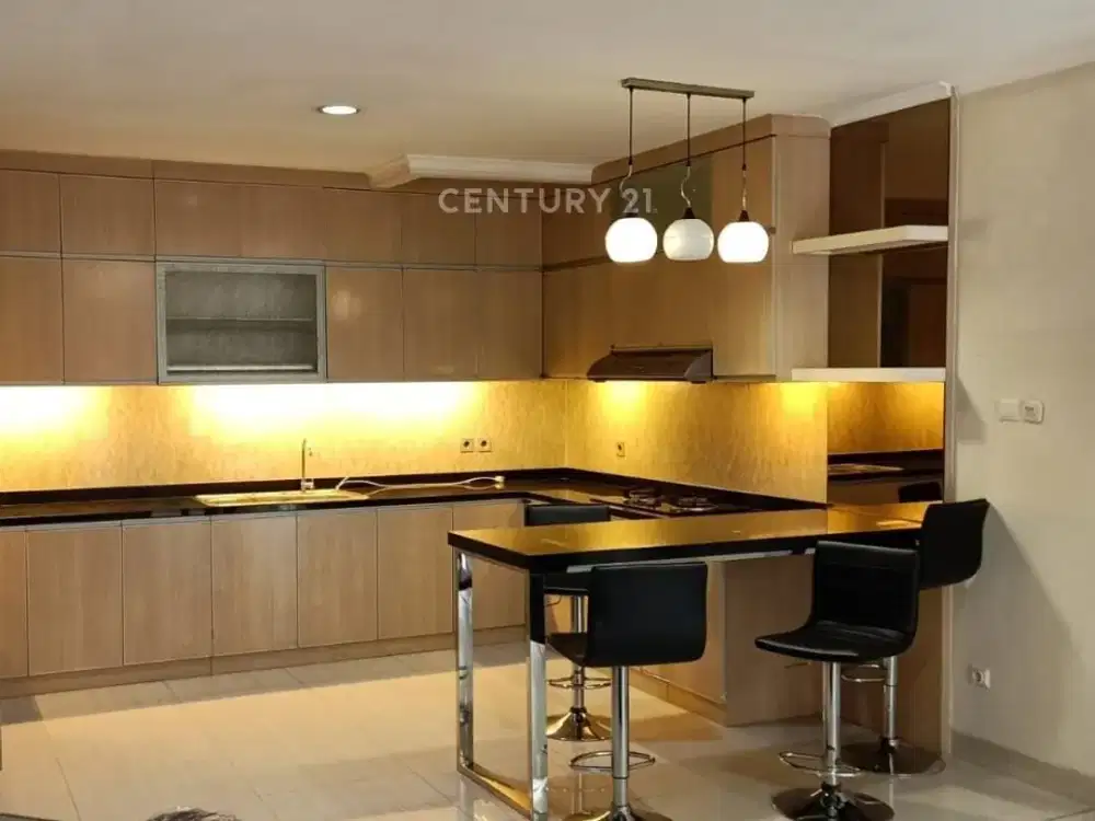 Rumah Cakep Strategis Green Court Cengkareng Jakarta Barat