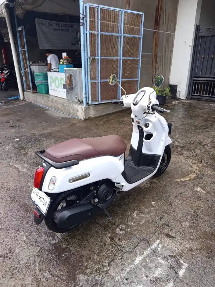 Fazzio putih 2025 Deva motor