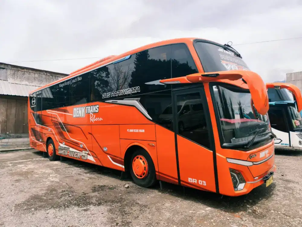 Sewa bus wisata JAKARTA