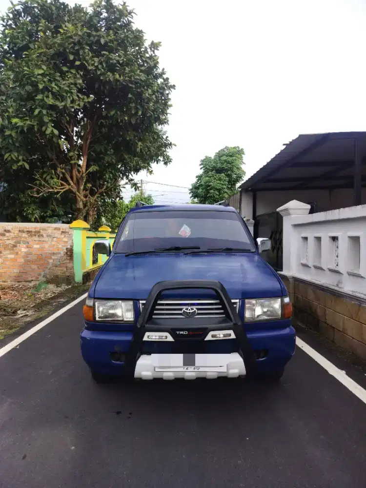 Toyota Kijang Kapsul 97 bensin