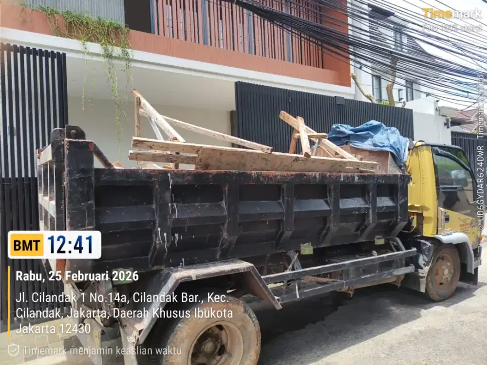 Jasa buang puing dan angkut sampah