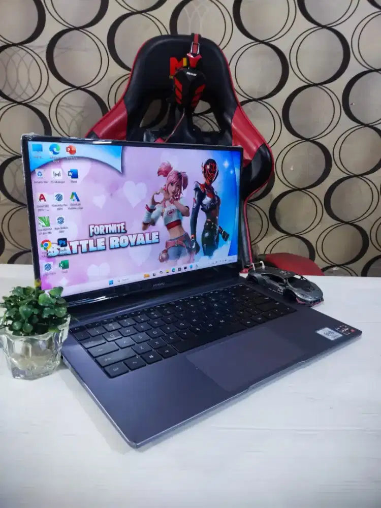 Laptop Huawei matebook ryzen7